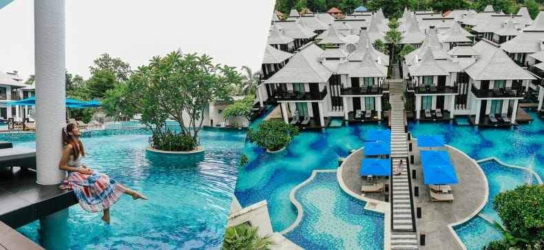 Z Through by The zign Hotel, พัทยา