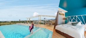 Whale Hotel Hua Hin, หัวหิน