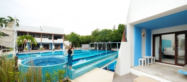Kocchira Rest &amp; Bake, หัวหิน