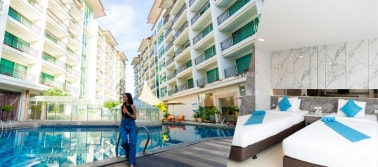 Crystal Palace Luxury Hotel, พัทยา
